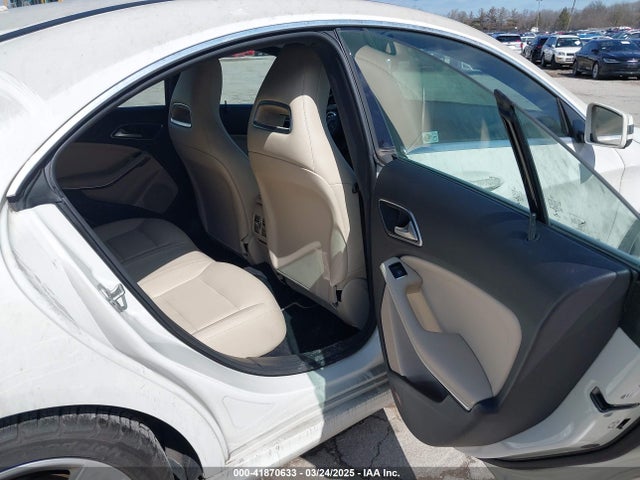 Mercedes-Benz CLA 250 2015 WDDSJ4EB0FN176541 Image 8