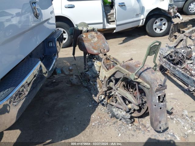 2009 HARLEY-DAVIDSON FLSTC 1HD1BW51X9Y066538 Photo 2