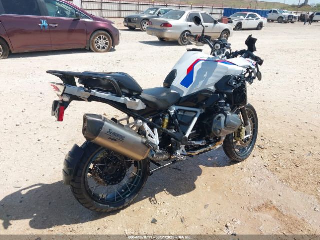 2022 BMW R 1250 WB10M0306N6F58651 Photo 3