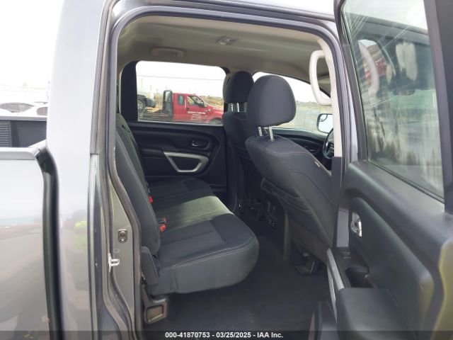 1N6AA1E51KN533246 Nissan TITAN SV