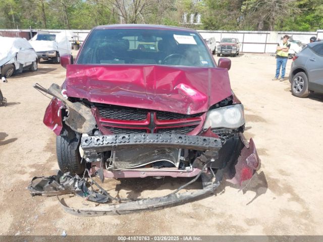 2C4RDGEGXKR658847 Dodge Grand Caravan Gt