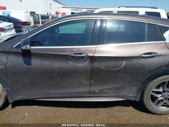 SJKCH5CP3HA023156 Infiniti Qx30 Sport