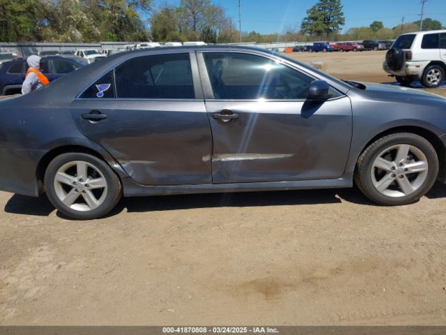 4T1BF1FK5EU350435 Toyota CAMRY SE
