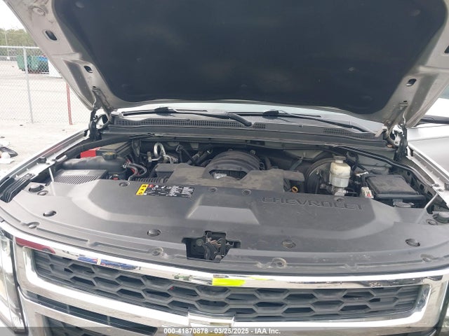 1GNSCHKC6KR372891 Chevrolet Suburban Lt