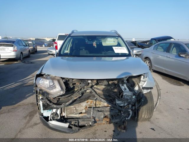JN8AT2MT7KW251839 Nissan ROGUE SV