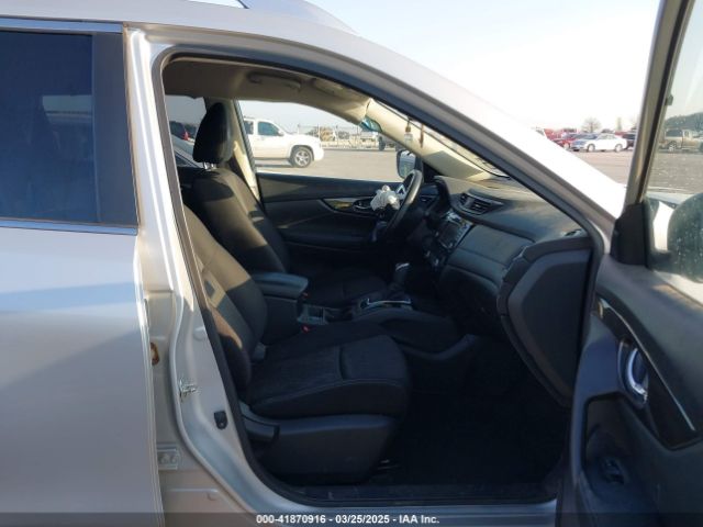 JN8AT2MT7KW251839 Nissan ROGUE SV