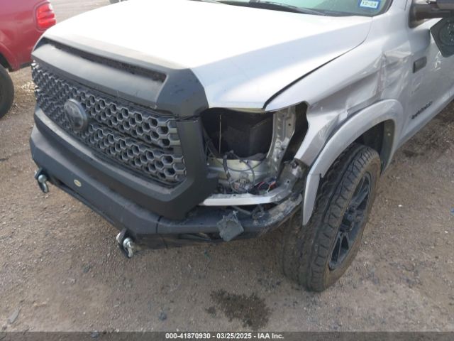 5TFDW5F1XKX858602 Toyota Tundra Sr5 5.7l V8