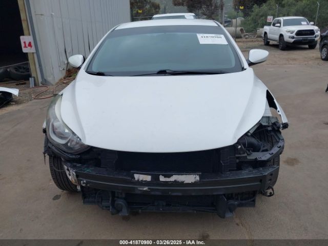 5NPDH4AE6GH775864 Hyundai ELANTRA SE