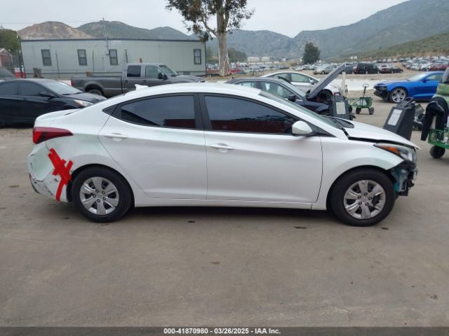5NPDH4AE6GH775864 Hyundai ELANTRA SE