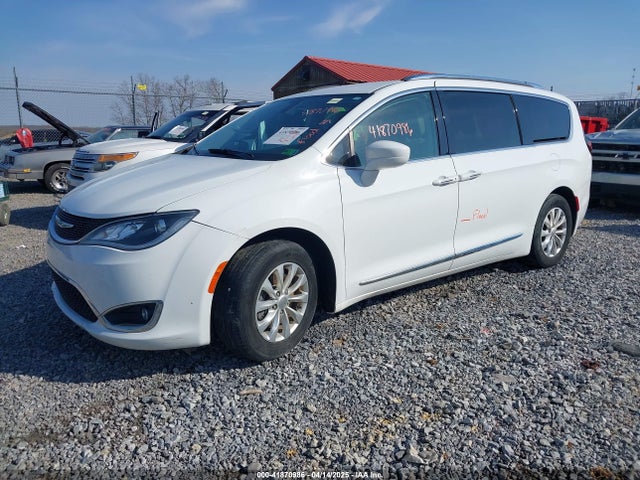 2C4RC1BG4JR142566 Chrysler Pacifica Touring L