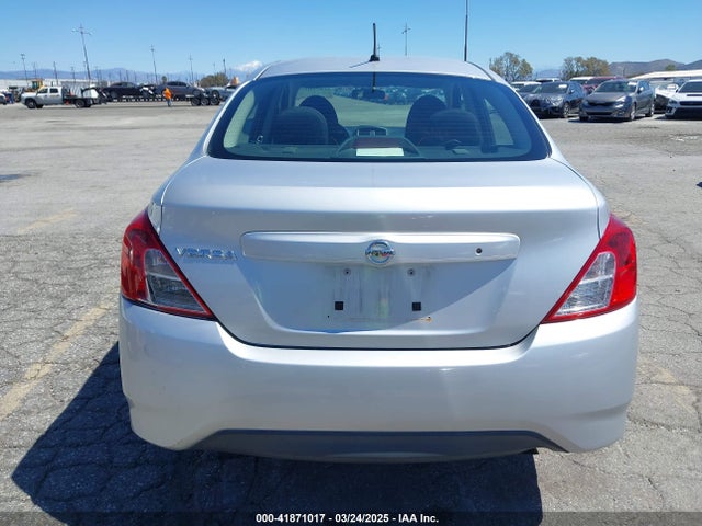 3N1CN7AP0HL832894 Nissan Versa 1.6 S