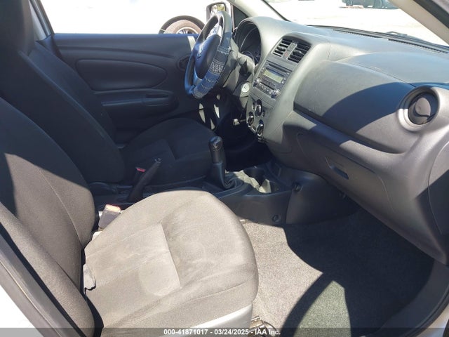 3N1CN7AP0HL832894 Nissan Versa 1.6 S
