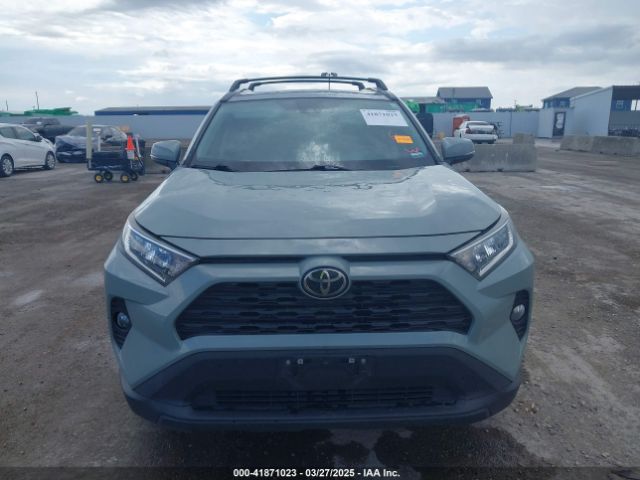 2T3C1RFV9MW153544 Toyota Rav4 Xle Premium