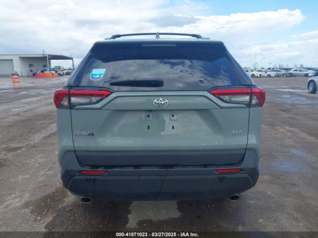 2T3C1RFV9MW153544 Toyota Rav4 Xle Premium
