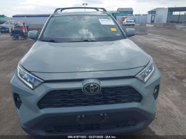 2T3C1RFV9MW153544 Toyota Rav4 Xle Premium