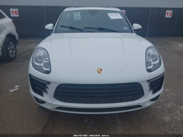WP1AB2A53HLB17889 Porsche MACAN S