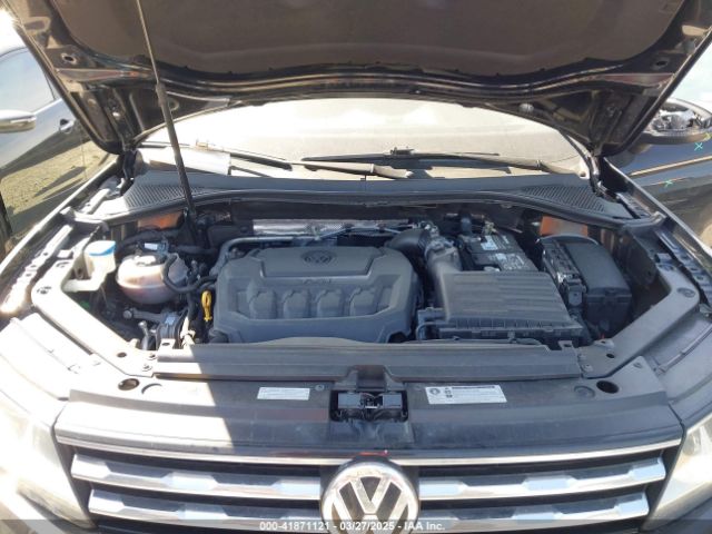 3VV3B7AX9JM095251 Volkswagen Tiguan 2.0t Se/2.0t Sel