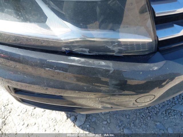 3VV3B7AX9JM095251 Volkswagen Tiguan 2.0t Se/2.0t Sel