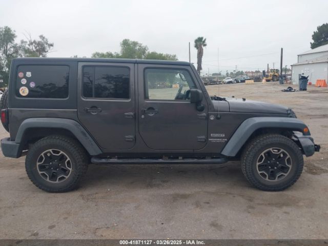 1C4BJWDG7EL244749 Jeep Wrangler Unlimited Sport