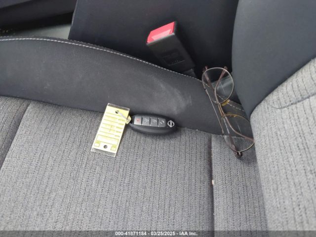 5N1BT3BA8NC727850 Nissan Rogue Sv Fwd