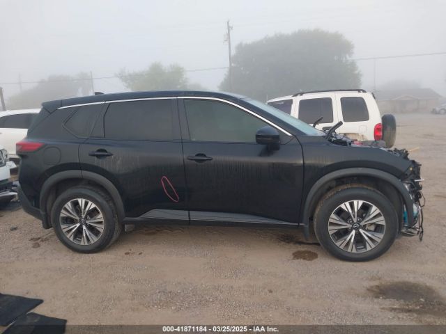 5N1BT3BA8NC727850 Nissan Rogue Sv Fwd