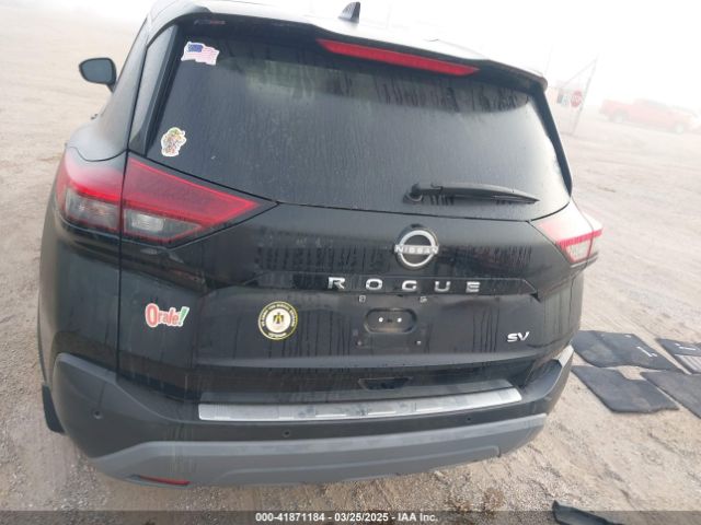 5N1BT3BA8NC727850 Nissan Rogue Sv Fwd