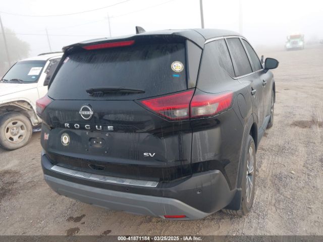 5N1BT3BA8NC727850 Nissan Rogue Sv Fwd
