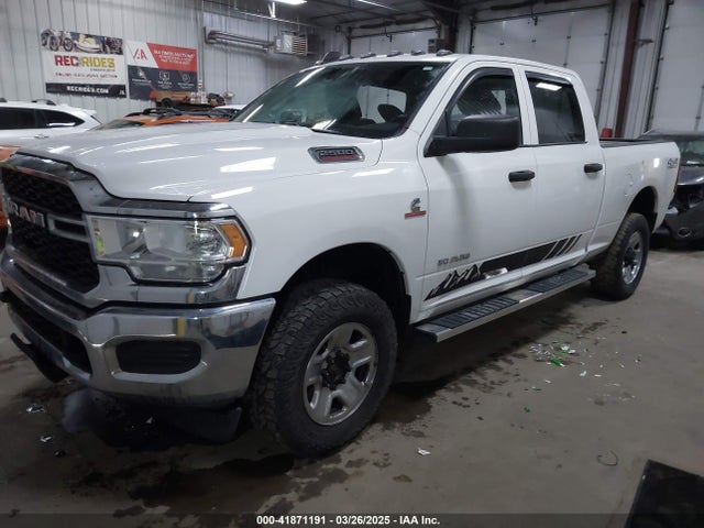 3C6UR5CL7NG169467 RAM 2500 Tradesman  4x4 6'4 Box