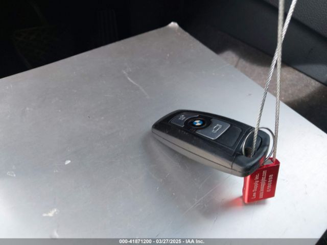 WBA3C1C53FK119723 BMW 328I