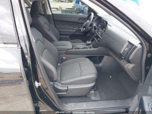 5N1DR3ACXRC303800 Nissan Pathfinder S