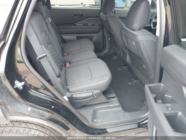 5N1DR3ACXRC303800 Nissan Pathfinder S