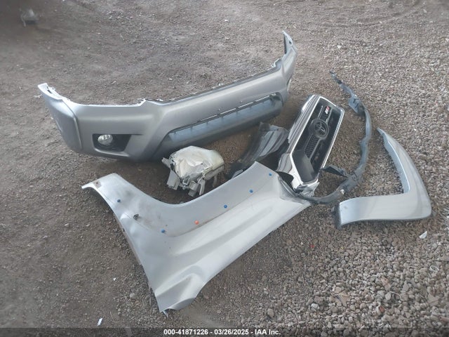 3TMLU4EN3EM162738 Toyota Tacoma Base V6