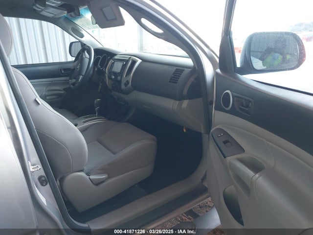 3TMLU4EN3EM162738 Toyota Tacoma Base V6