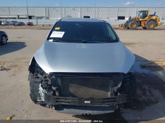5XYPG4A39LG675807 KIA Sorento 2.4l Lx