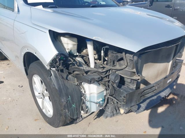 5XYPG4A39LG675807 KIA Sorento 2.4l Lx