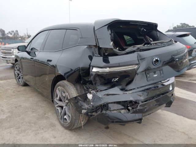2023 BMW IX WB523CF01PCM78912 Photo 2