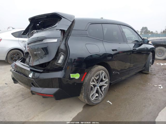 2023 BMW IX WB523CF01PCM78912 Photo 3