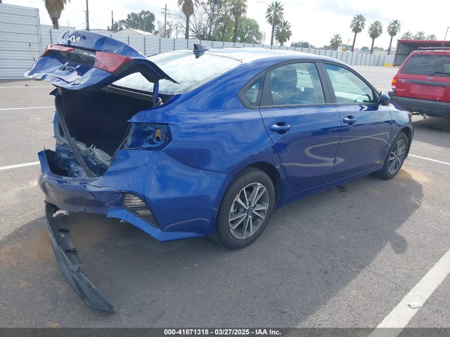 3KPF24AD3RE835043 KIA Forte Lxs
