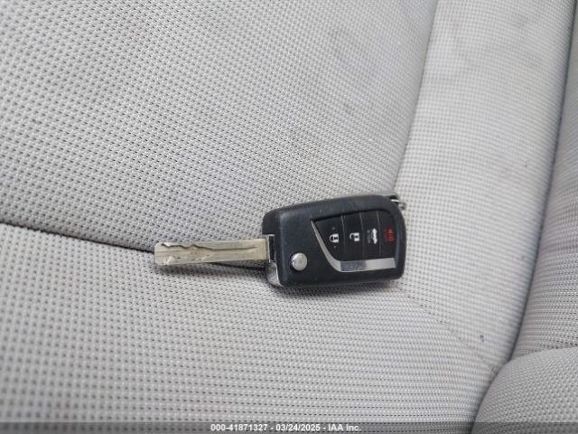 JTDEPRAEXLJ013241 Toyota COROLLA LE