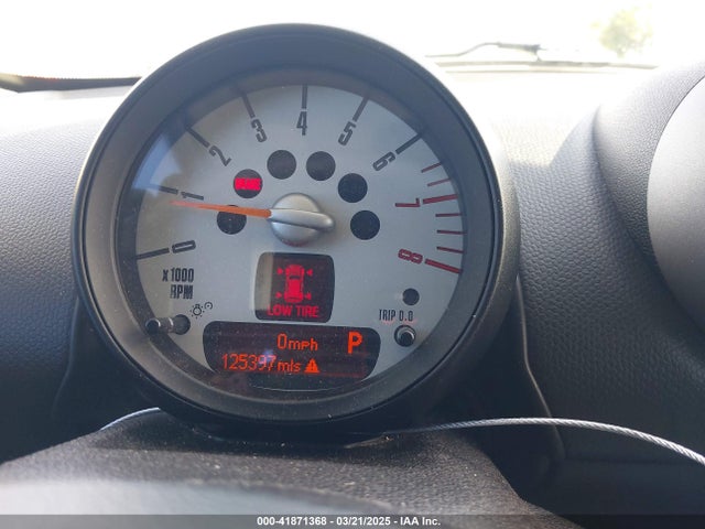 2011 MINI COOPER S COUNTRYMAN WMWZC3C53BWL78687 Photo 6