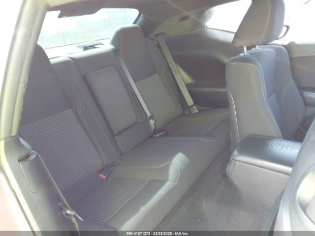 2C3CDZAG6HH617268 Dodge Challenger Sxt