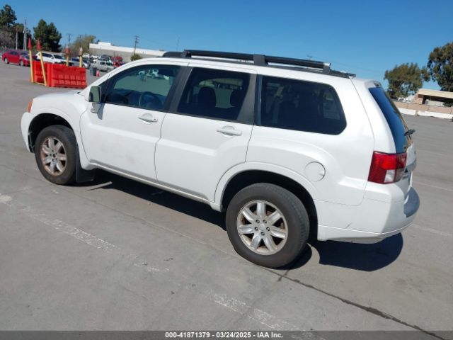 2011 MITSUBISHI ENDEAVOR 4A4JN2AS4BE030702 Photo 2