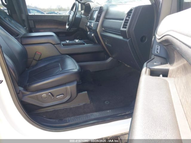 1FMJU2AT6KEA20686 Ford Expedition Limited