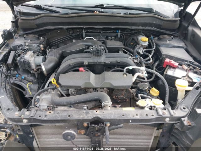 JF2SJAGC0JH452501 Subaru Forester 2.5i Premium