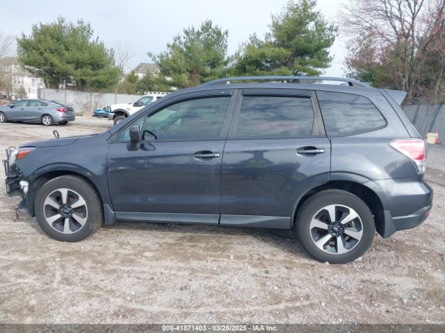 JF2SJAGC0JH452501 Subaru Forester 2.5i Premium