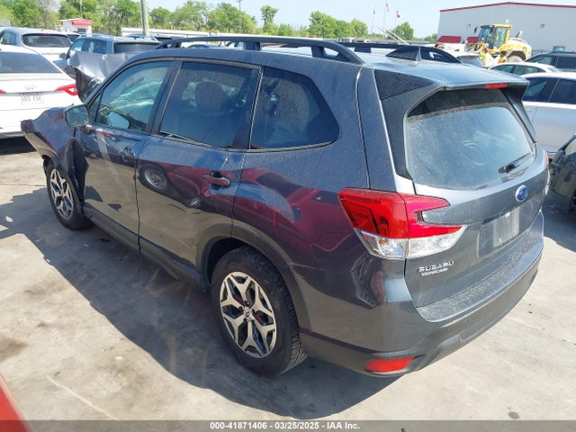 Subaru Forester Premium 2024 JF2SKACC2RH505469 Image 3