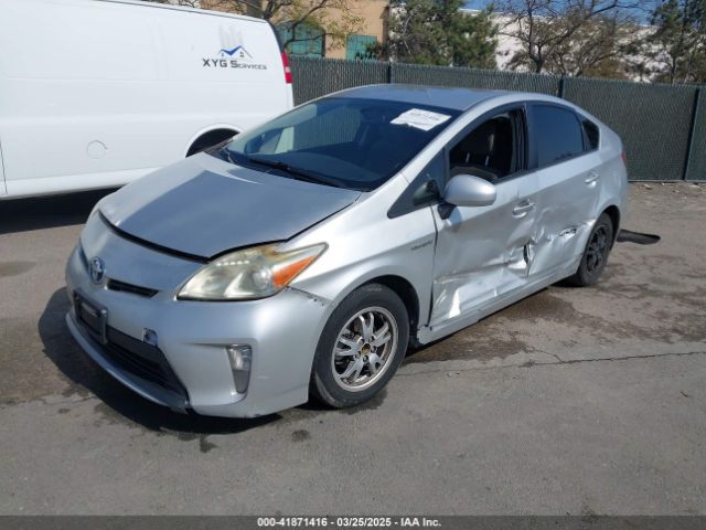 JTDKN3DU8F0484985 Toyota Prius Two