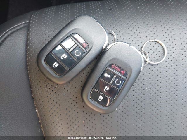 2HGFE1F98RH304033 Honda Civic Touring