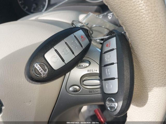 5N1AZ2MH1FN207736 Nissan MURANO SV