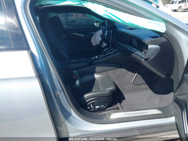 WP0AA2A76KL100470 Porsche PANAMERA 4